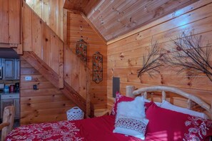 1 bedroom, iron/ironing board, travel cot, WiFi