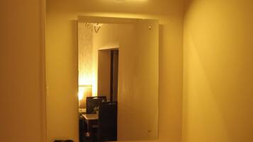 Desk, laptop workspace, free WiFi