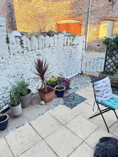 Clean holiday studio apartment in the heart of Babbacombe