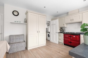 Oven, stovetop, dishwasher, coffee/tea maker