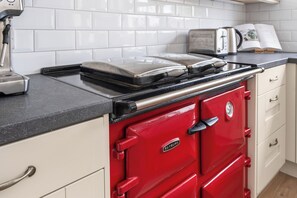 Oven, stovetop, dishwasher, coffee/tea maker