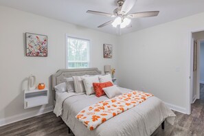 2 bedrooms, in-room safe, iron/ironing board, travel cot