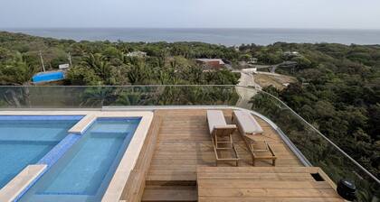 Penthouse at Duna Tower with Incredible Views