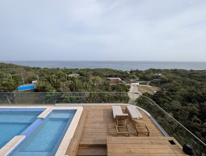 Penthouse at Duna Tower with Incredible Views