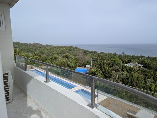 Penthouse at Duna Tower with Incredible Views