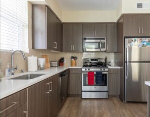 Fridge, microwave, oven, stovetop