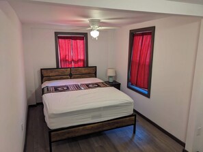 1 bedroom, WiFi, bed sheets
