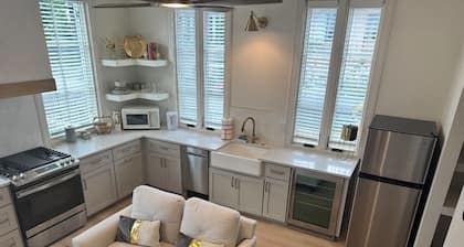Trilith charming 2-bedroom house with private EV charger