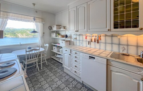 3 bedroom amazing home in Farsund