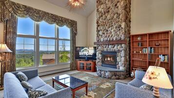 Smart-TV, peis, videospill og fotballspill