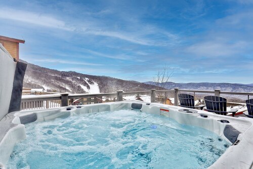 Stonefire Chalet at Topridge | 4BR Luxury Ski-In/Ski-Out Retreat, Sleeps 8