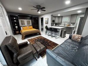 1 室のベッドルーム、アイロン / アイロン台、WiFi、ベッドシーツ