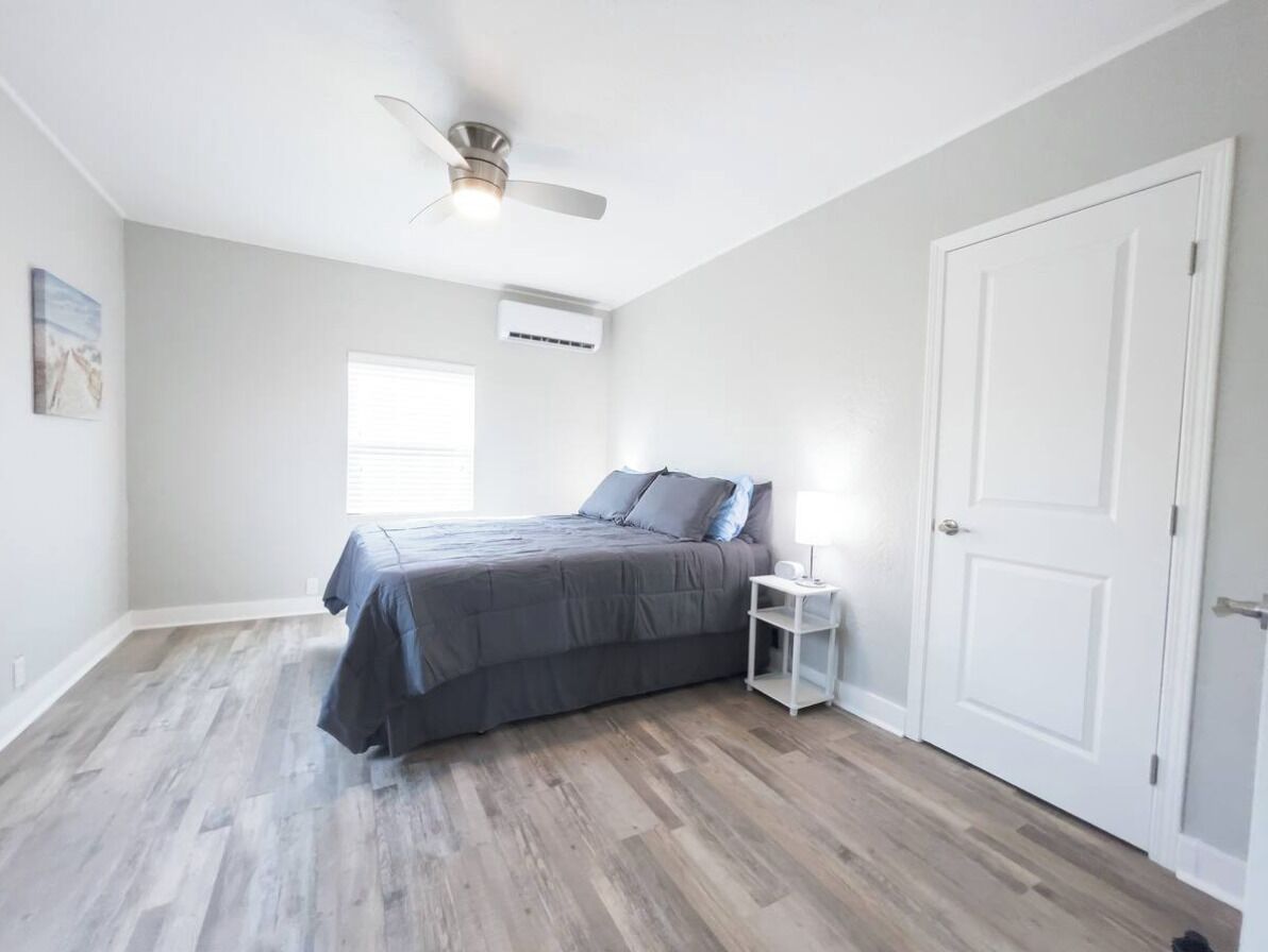 2 bedrooms, desk, iron/ironing board, free WiFi