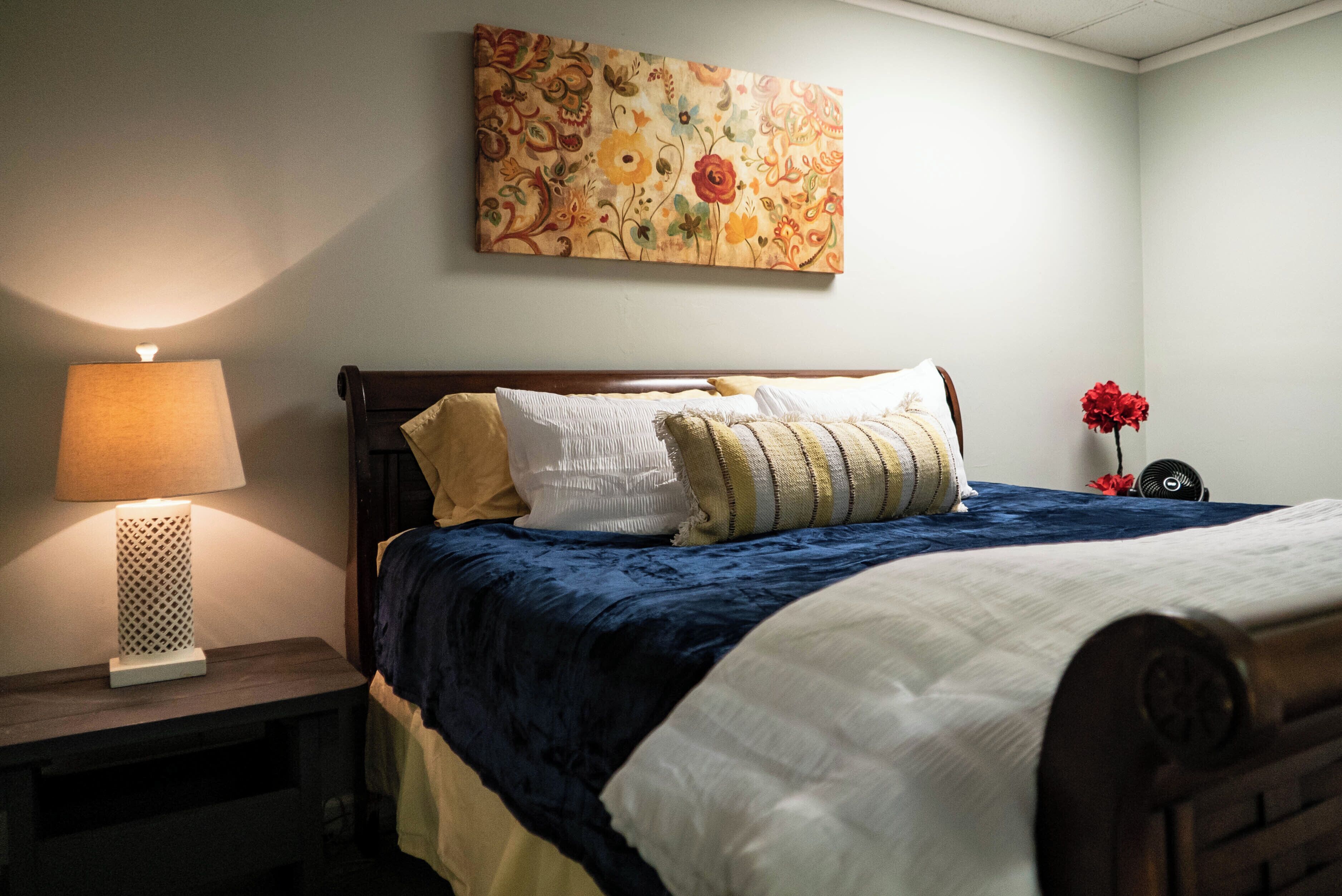 1 chambre, fer et planche à repasser, Wi-Fi gratuit, draps fournis