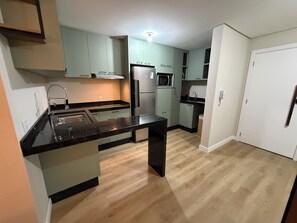 Microwave, stovetop