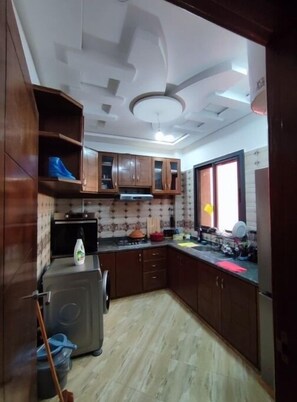 Microwave, oven, stovetop
