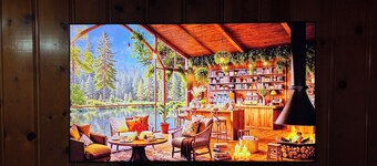 Come stay at our Lovely Cactus Gardens Estate pool property close to all casinos