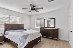 3 bedrooms, WiFi, bed sheets
