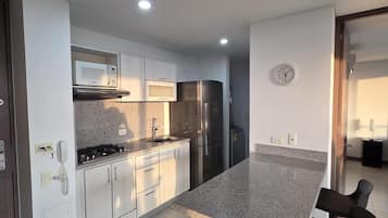 Microwave, stovetop, dishwasher