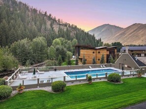 Pool - Abode at Warm Springs Ranch Creekside, Ketchum (Ketchum)