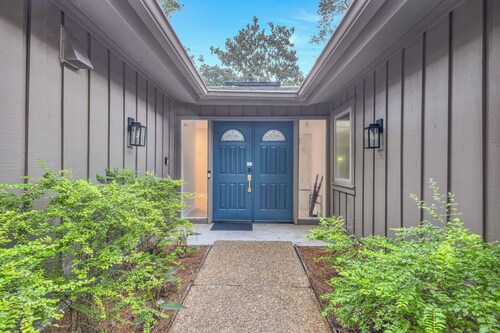 30 Tupelo Road @ Sea Pines | Private Pool | Fairway views