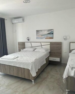 2 bedrooms, iron/ironing board, bed sheets