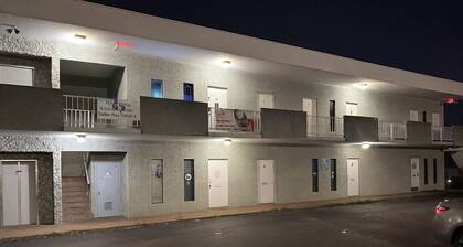 Cozy Vibes, Prime Location