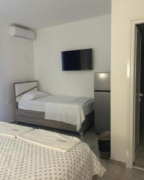 2 bedrooms