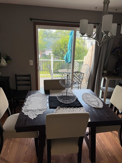 Gladelle. A beautiful home away from home. Cozy, Comfortable and Peaceful.