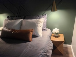 2 bedrooms, Internet, bed sheets