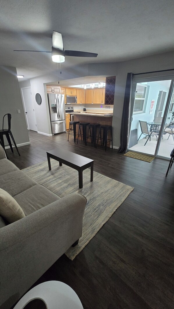 リビング エリア