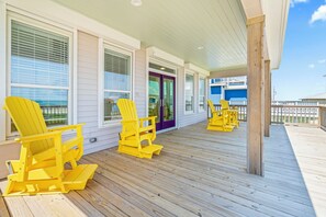 Terrace/patio - The Purple Pelican | Coastal Charm & Comfort (Galveston)