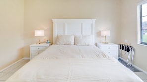 4 habitaciones, escritorio, wifi gratis y ropa de cama