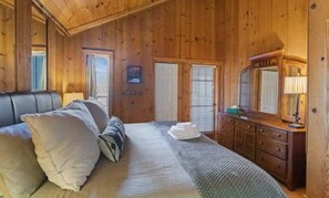 5 Schlafzimmer, Schreibtisch, kostenloses WLAN, Bettwäsche