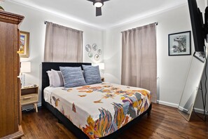3 bedrooms, iron/ironing board, free WiFi, bed sheets