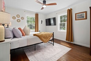 3 Schlafzimmer, Bügeleisen/Bügelbrett, kostenloses WLAN, Bettwäsche