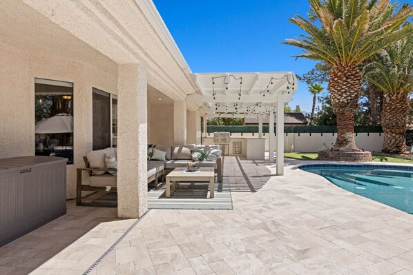 Piscine extérieure, piscine chauffée