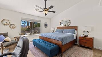 3 chambres, bureau, fer et planche à repasser, lit parapluie