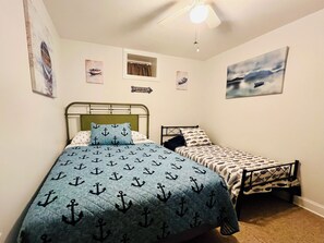 2 多间卧室、免费 WiFi、床单