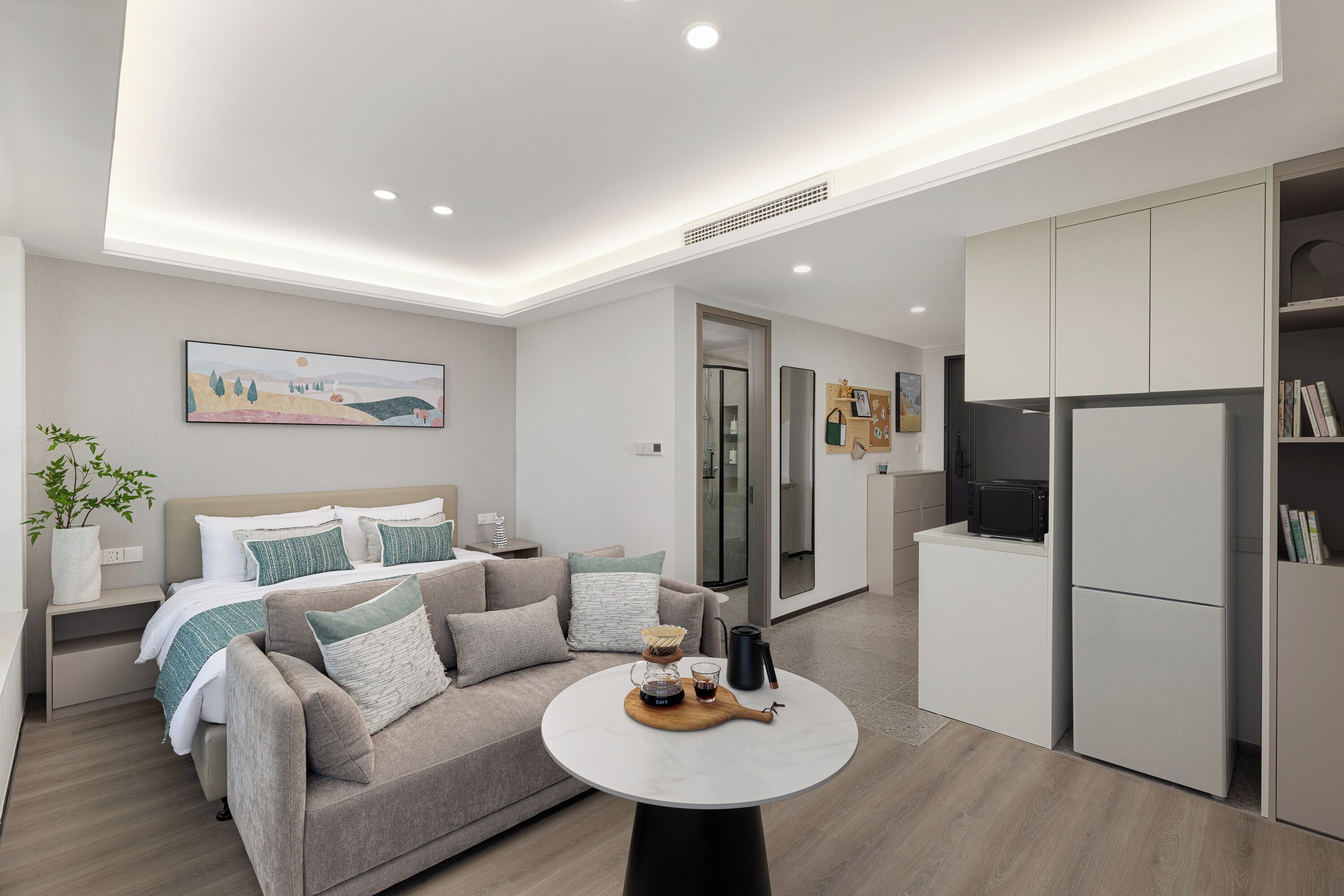 Business Double Room | In-room safe, desk, laptop workspace, blackout curtains