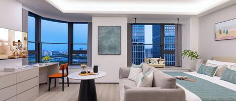 Habitación Business doble, vistas a la ciudad | Caja fuerte, escritorio, espacio para trabajar con un portátil