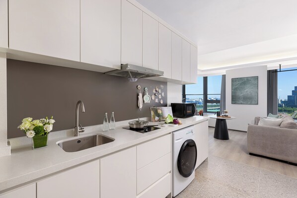 비즈니스 더블룸, 시내 전망 | 전용 주방 | 냉장고, 전자레인지, 쿡탑