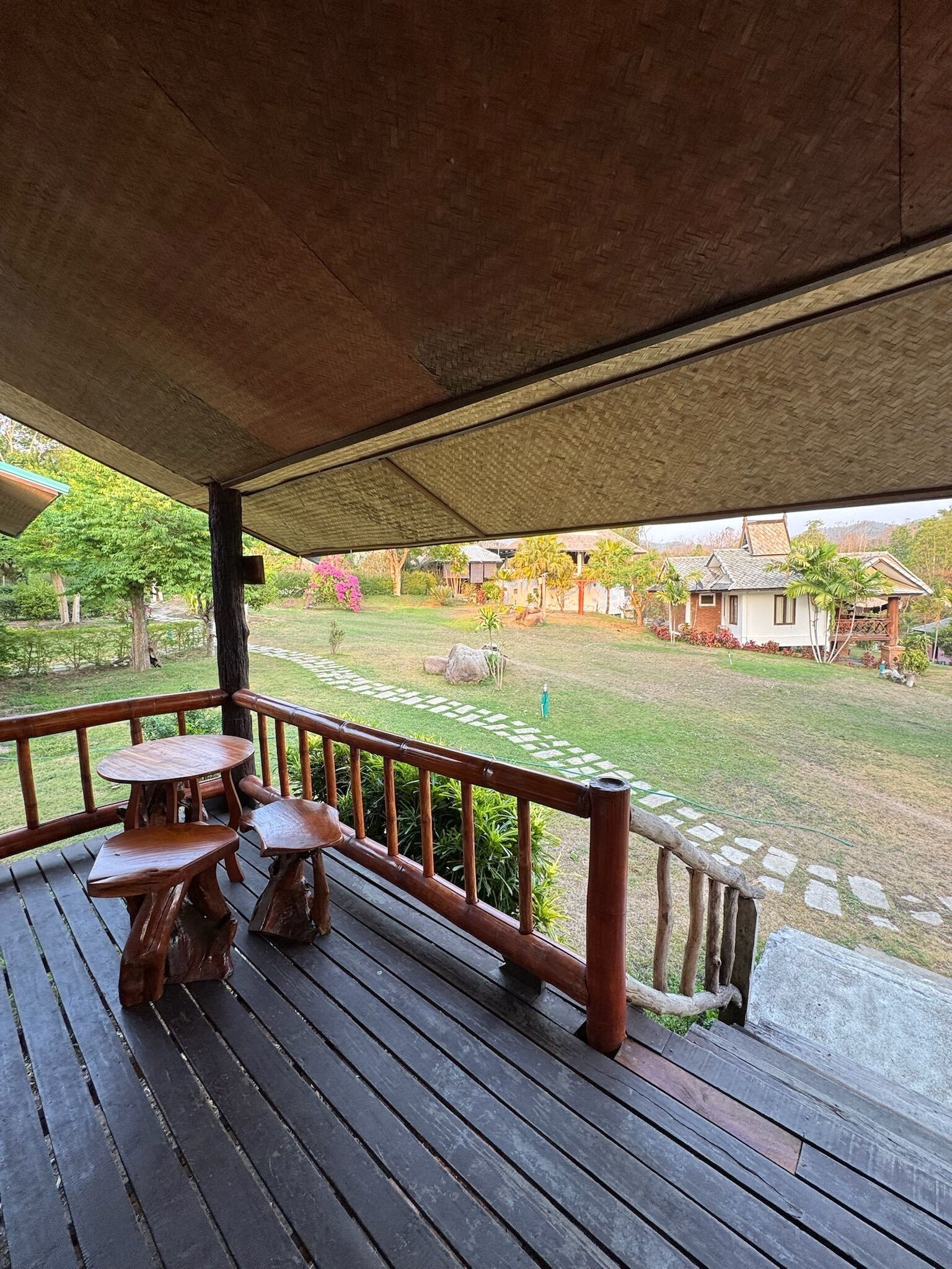 Kamar Double, balkon, pemandangan halaman | Pemandangan halaman