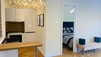 1 bedroom, in-room safe, desk, iron/ironing board