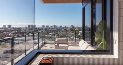 Penthouse in Central Maroochydore with Stunning Ocean Views