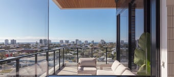 Penthouse in Central Maroochydore with Stunning Ocean Views