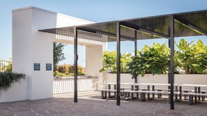 屋外ダイニングエリア