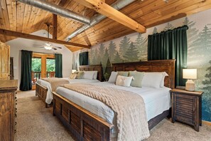 4 chambres, fer et planche à repasser, lit parapluie, Wi-Fi gratuit