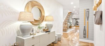 Coastal Luxe - Hampton inspired holiday home