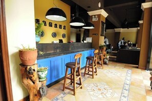 Bar (in der Unterkunft)